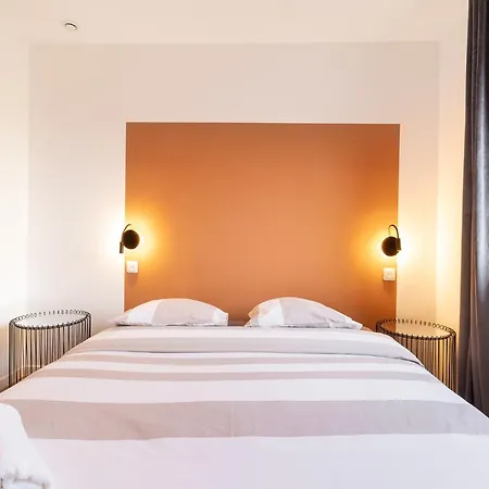 Cozy - 3 - Netflix - Kitchenette - Le Montesquieu 루베